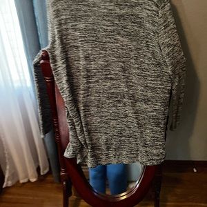 Women sweater size X-Large 15/17 jrs